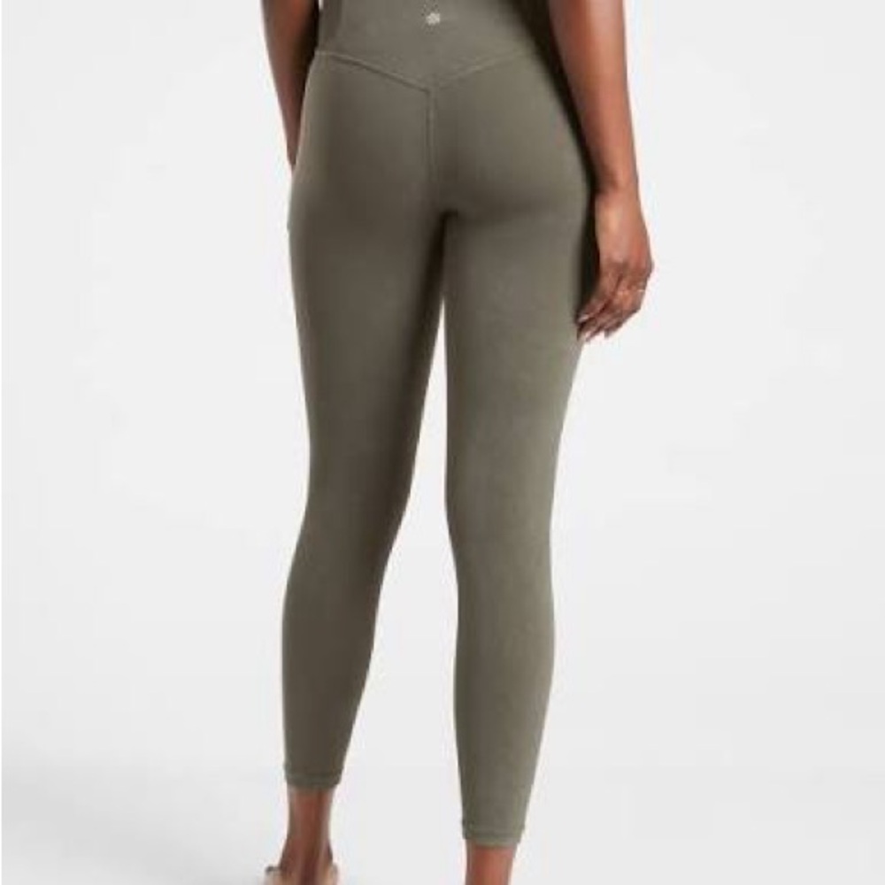 Athleta Elation Garment Dye Leggings – XL – Sage Green